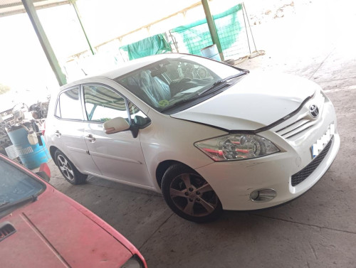  TOYOTA AURIS (E15) 