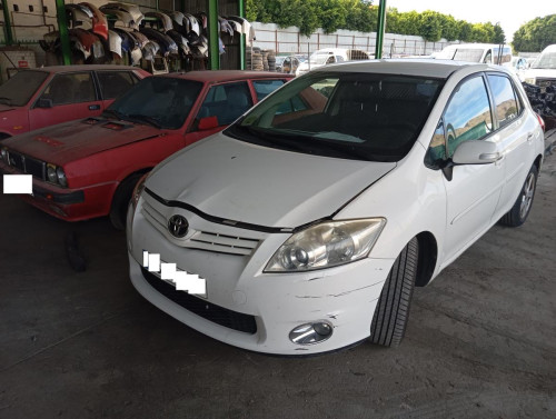  TOYOTA AURIS (E15) 