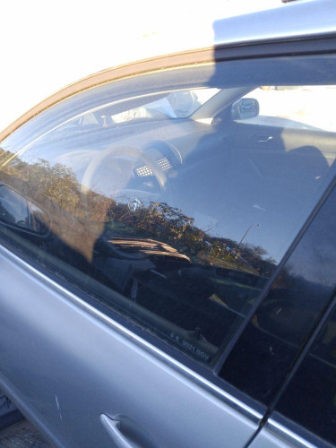 LUNA DELANTERA IZQUIERDA used