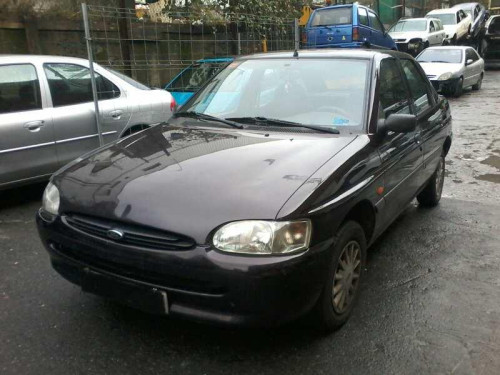  FORD ESCORT BERL./TURNIER 
