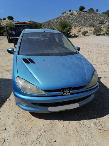 PEUGEOT 206 — автомобиль-донор на запчасти 