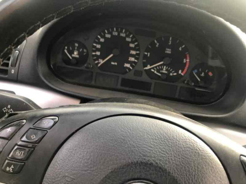 BMW SERIE 3 BERLINA (E46) — автомобиль-донор на запчасти 