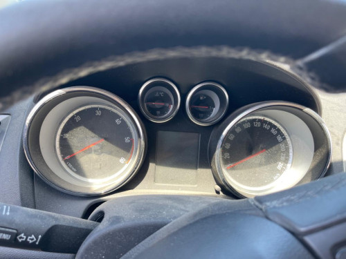 CUADRO INSTRUMENTOS Opel ASTRA J BERLINA 5P 