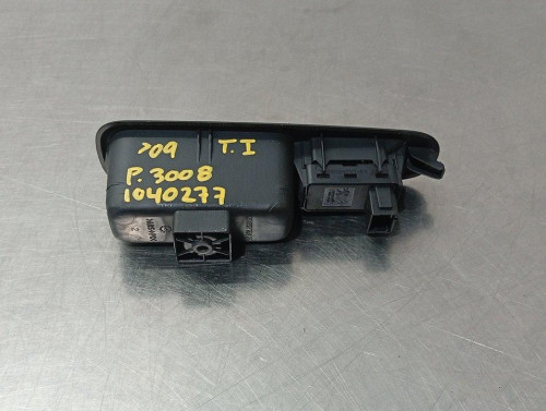  MANDO ELEVALUNAS TRASERO IZQUIERDO PEUGEOT 3008 