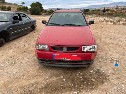 SEAT IBIZA (6K1) — vehículo donante para recambios 