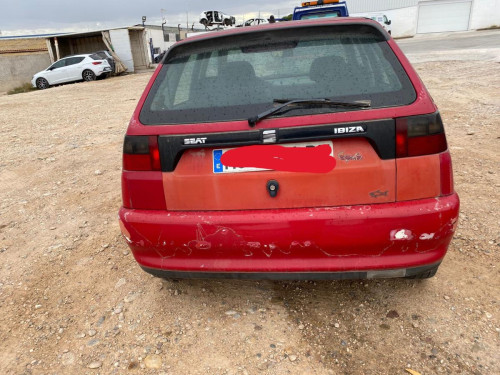 SEAT IBIZA (6K1) — vehículo donante para recambios 