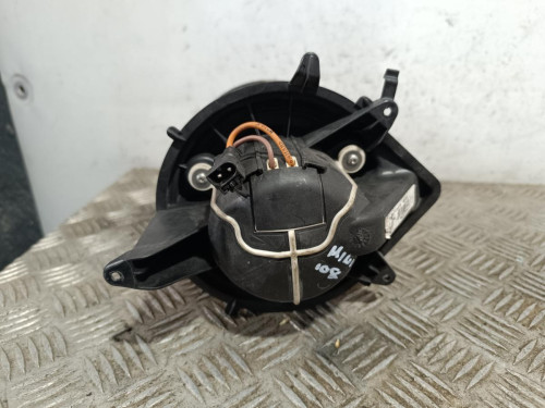 MOTOR CALEFACCION 