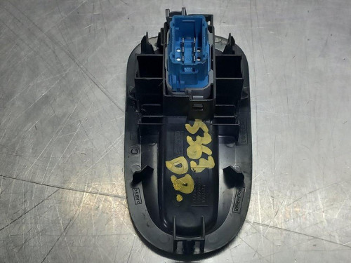  MANDO ELEVALUNAS DELANTERO DERECHO Renault KANGOO II (F/KW0) 