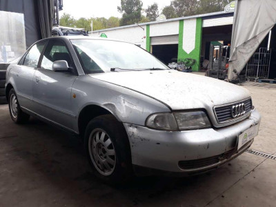 AUDI A4 BERLINA (B5)