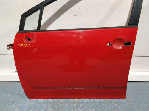 PUERTA DELANTERA IZQUIERDA TOYOTA COROLLA VERSO (R1) 