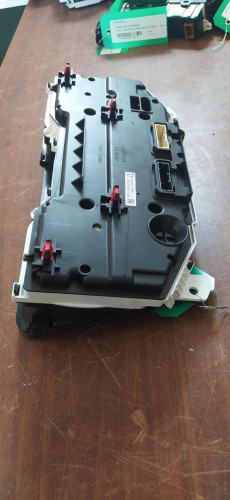 CUADRO INSTRUMENTOS TOYOTA YARIS CROSS 