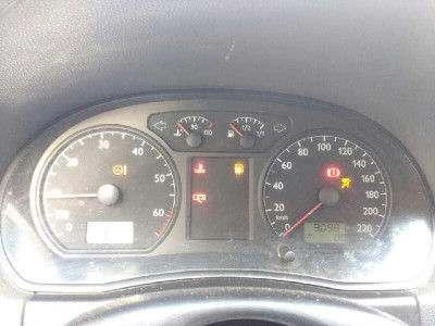 VOLKSWAGEN POLO IV (9N1)