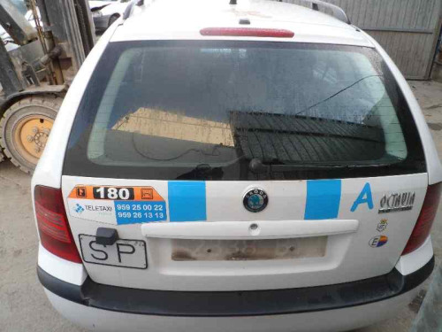SKODA OCTAVIA COMBI (1U5) — автомобиль-донор на запчасти 