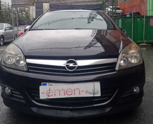  OPEL ASTRA H GTC 