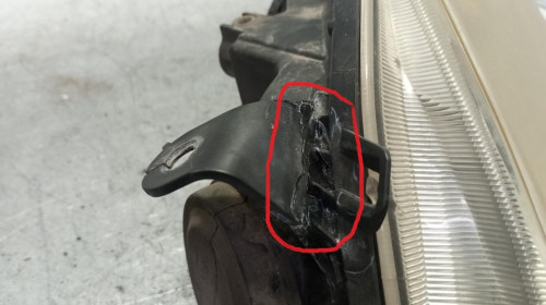 FARO IZQUIERDO TOYOTA COROLLA (E12) 