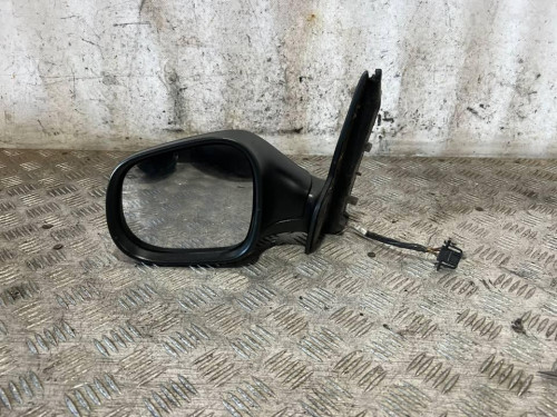 RETROVISOR IZQUIERDO 