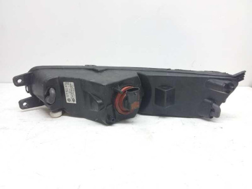 FARO ANTINIEBLA IZQUIERDO VOLKSWAGEN PASSAT BERLINA (3G2) 