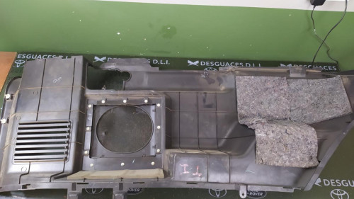 MOLDURAS TRASERAS MITSUBISHI MONTERO (V80/V90) 