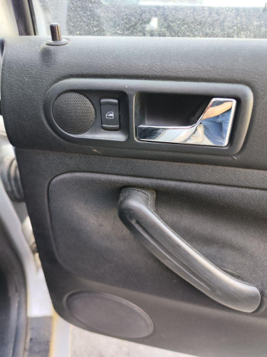 MANETA EXTERIOR TRASERA DERECHA, VOLKSWAGEN, GOLF IV BERLINA (1J1)(10.1997)