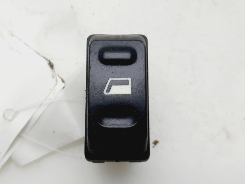 MANDO ELEVALUNAS DELANTERO DERECHO Citroen XSARA BERLINA 