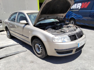 SKODA SUPERB (3U4)
