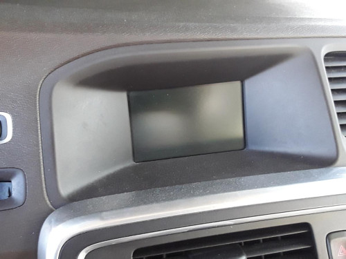 PANTALLA MULTIFUNCION Volvo V60 FAMILIAR 