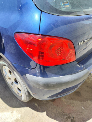 PILOTO TRASERO IZQUIERDO Peugeot 307 BERLINA (S2) 