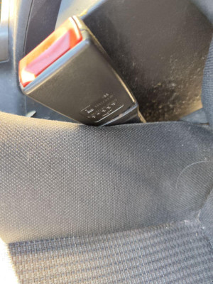 PRETENSOR AIRBAG DERECHO