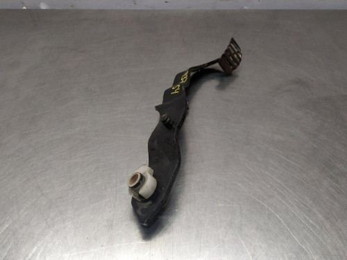  PEDAL EMBRAGUE 