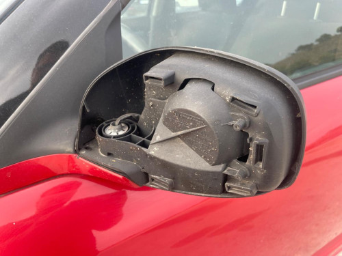 RETROVISOR IZQUIERDO SUZUKI SWIFT BERLINA (RS/MZ) 