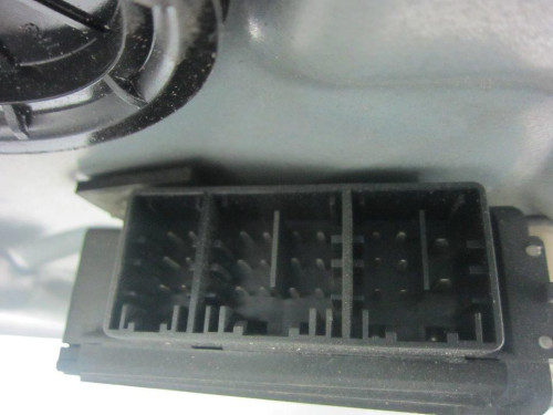  ELEVALUNAS DELANTERO DERECHO SEAT IBIZA (6L1) 