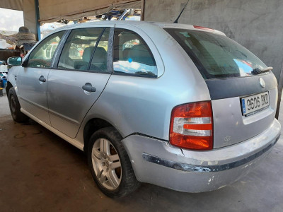 SKODA FABIA COMBI (6Y5)