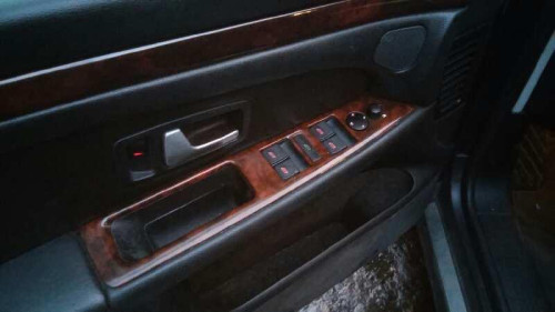  AUDI A8 (D2) 