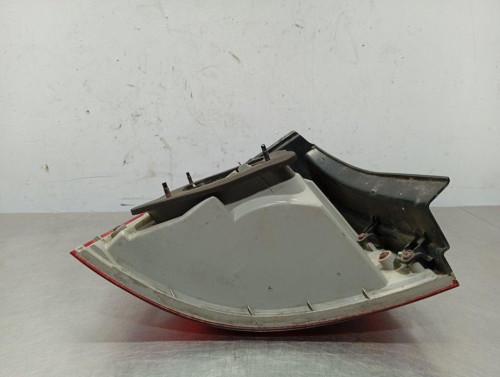  PILOTO TRASERO DERECHO KIA CARENS (RS) 