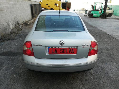 VOLKSWAGEN PASSAT BERLINA (3B3) — автомобиль-донор на запчасти 
