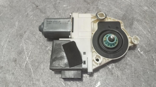 MOTOR ELEVALUNAS DELANTERO DERECHO Seat IBIZA (6L1) 