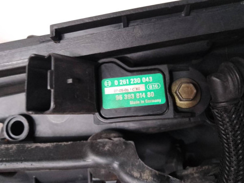 COLECTOR ADMISION Peugeot 307 (S1)(04.2001) 