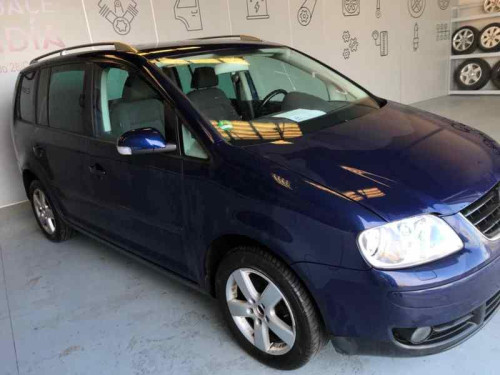  VOLKSWAGEN TOURAN (1T1) 