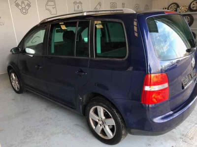 VOLKSWAGEN TOURAN (1T1)