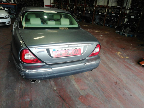 JAGUAR XJ — vehículo donante para recambios 