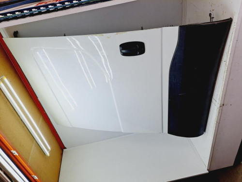 PUERTA LATERAL CORREDERA DERECHA IVECO 