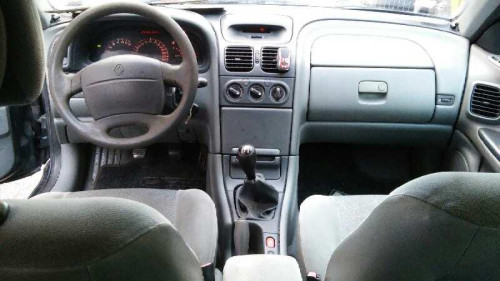  RENAULT LAGUNA (B56) 