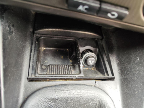 CENICERO Volkswagen BORA BERLINA (1J2)(1998) 