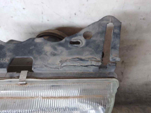 FARO IZQUIERDO Citroen SAXO 