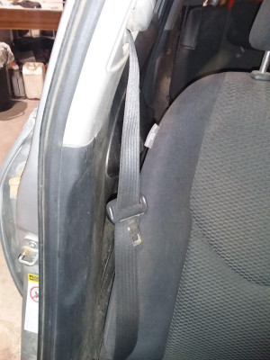 CINTURON SEGURIDAD DELANTERO DERECHO