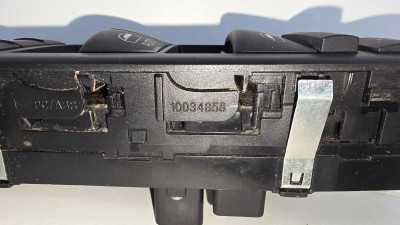 MANDO ELEVALUNAS DELANTERO IZQUIERDO, FIAT, FREEMONT (345)