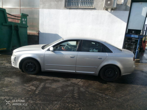  AUDI A4 BERLINA (8E) 