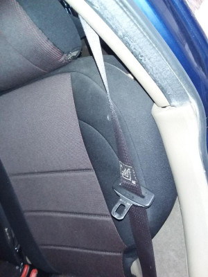 CINTURON SEGURIDAD TRASERO IZQUIERDO