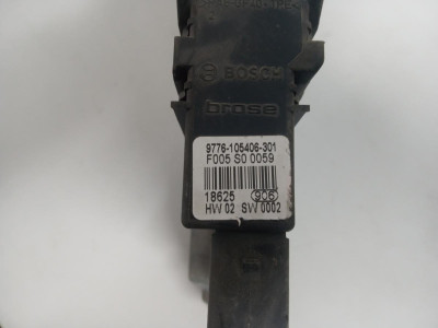 MOTOR ELEVALUNAS TRASERO IZQUIERDO, VOLKSWAGEN, GOLF IV BERLINA (1J1)(10.1997)