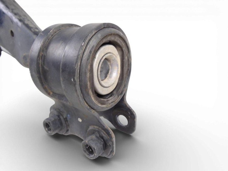 BRAZO SUSPENSION DELANTERO DERECHO